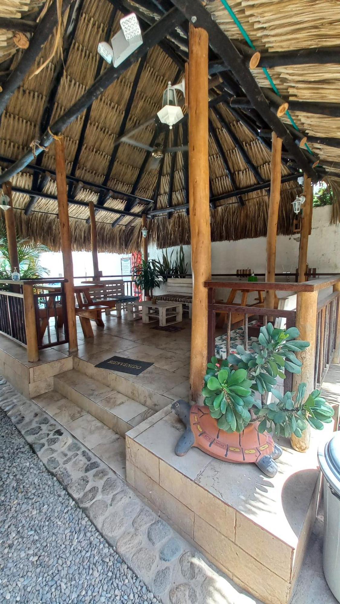 Hotel El Leon Feliz Palomino Exterior foto